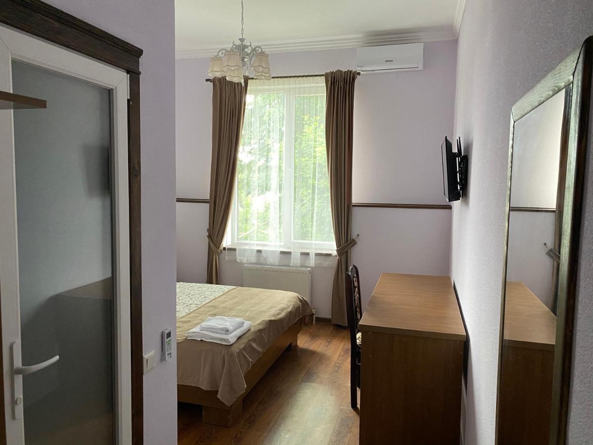 Grand Hotel Mohyliv-Podilskyi Bagian luar foto
