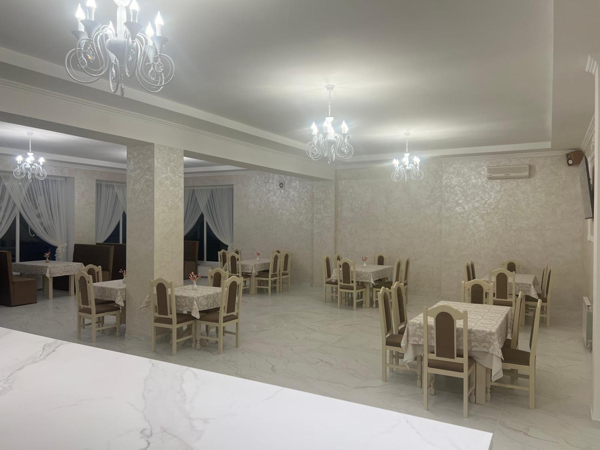 Grand Hotel Mohyliv-Podilskyi Bagian luar foto
